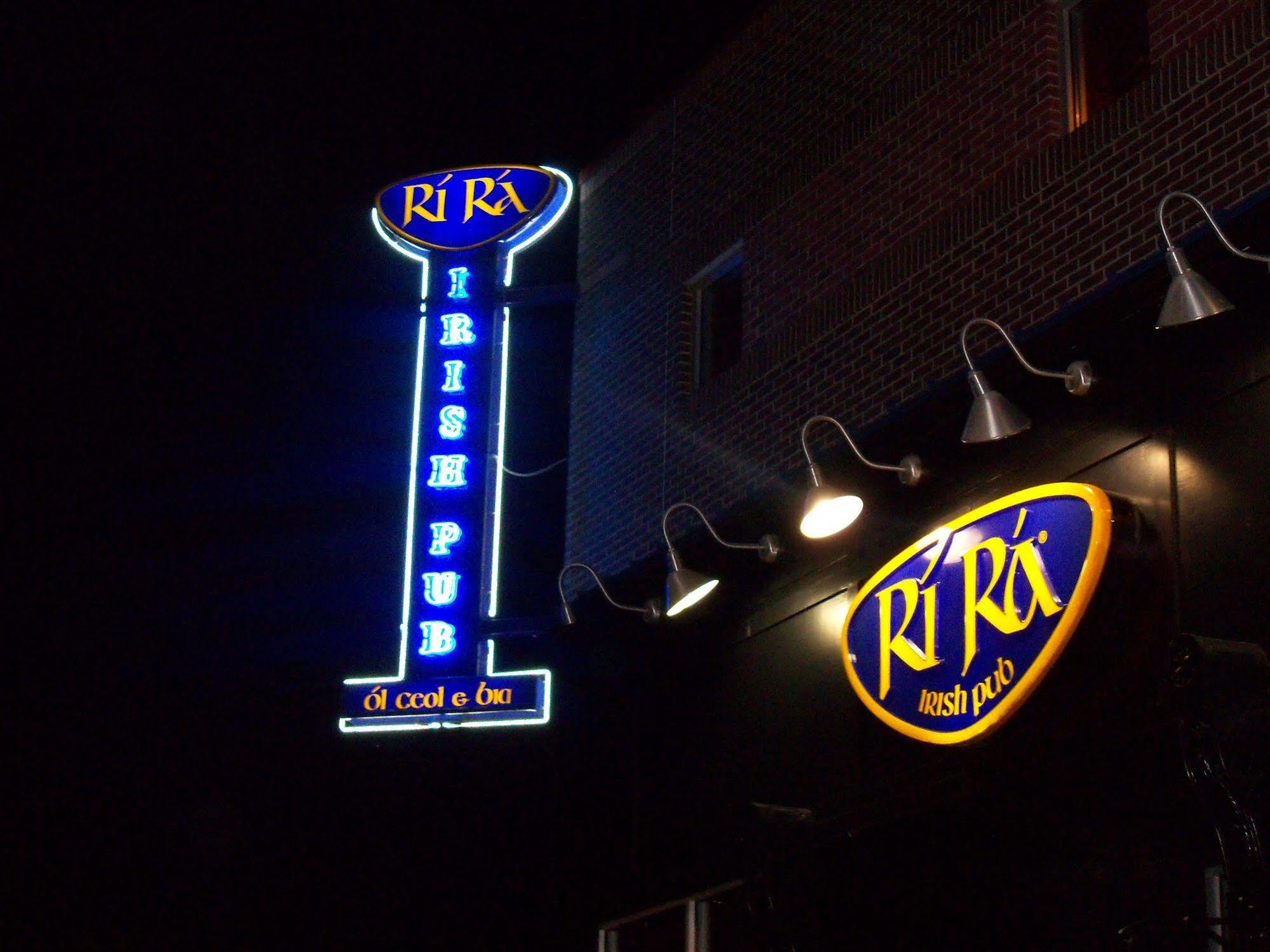 Le Merigot At Tropicana Evansville Exterior photo